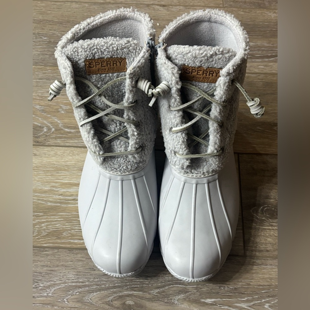 Sperry Saltwater Sherpa Duck Boots Women's Sz 9.5 Gray Winter Rain Outdoors